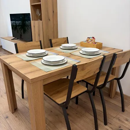 štýlový Zemplínska 2 *